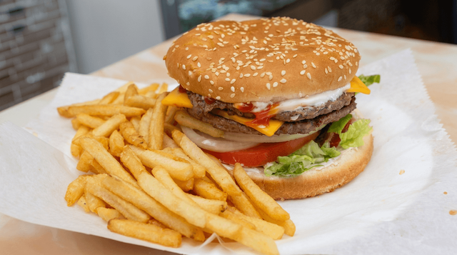 Double Cheeseburger.